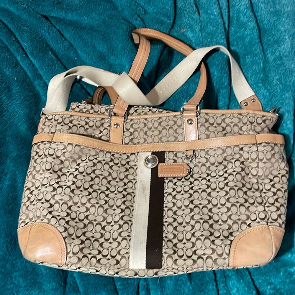 Signature coach diaper bag voyager